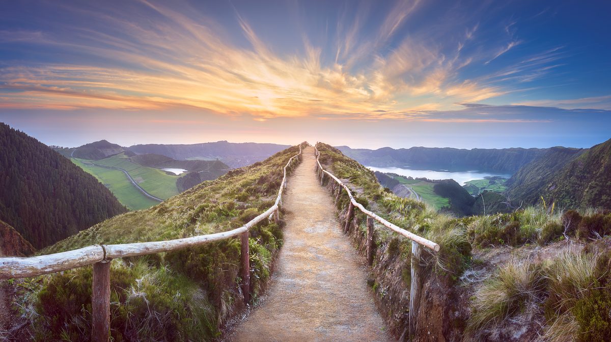 Composition in Landscape Photography: Beyond the Rule of Thirds