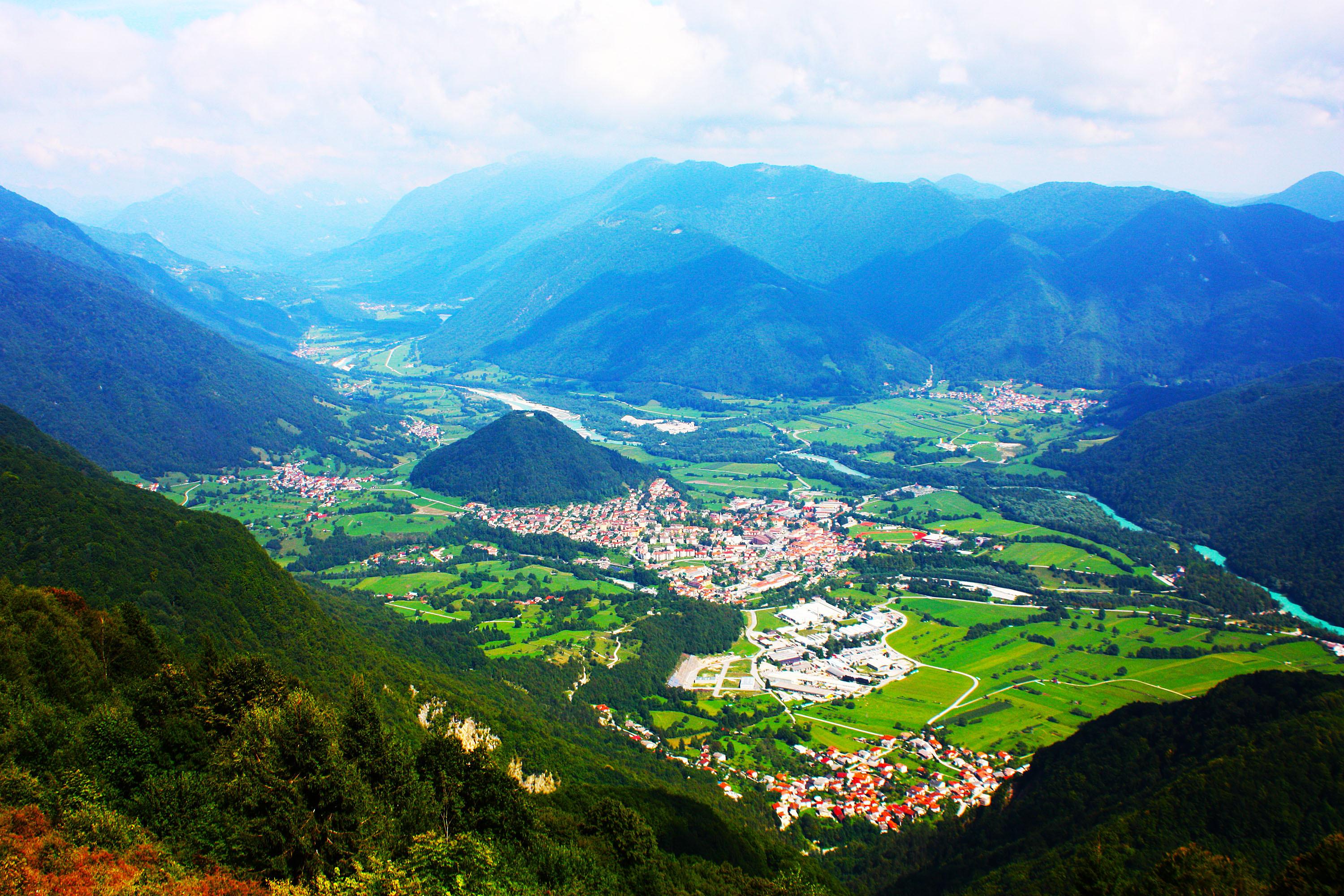 The Art of Capturing Panoramas: Creating Images Wider Than Your Vision