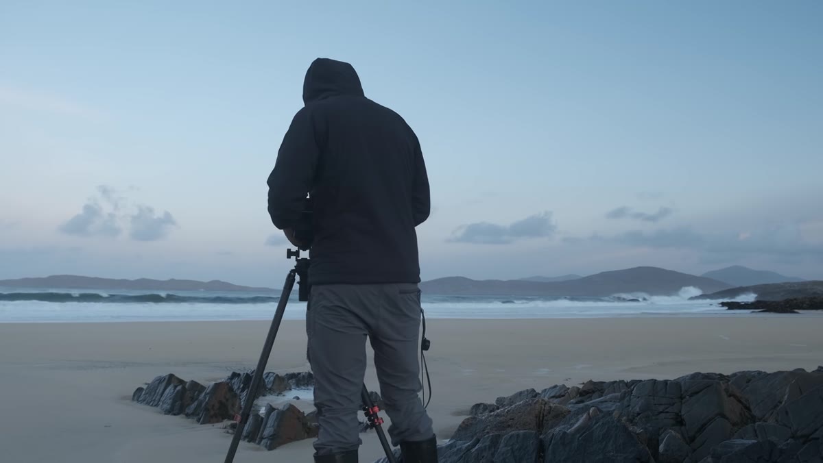Photographer realizing shutter was set to bulb mode mid-exposure