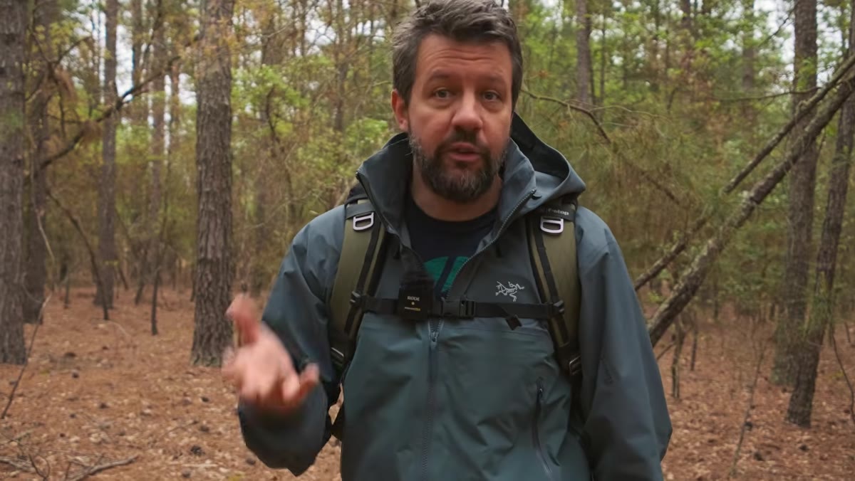 Mark identifying open space around a dogwood tree as a potential subject