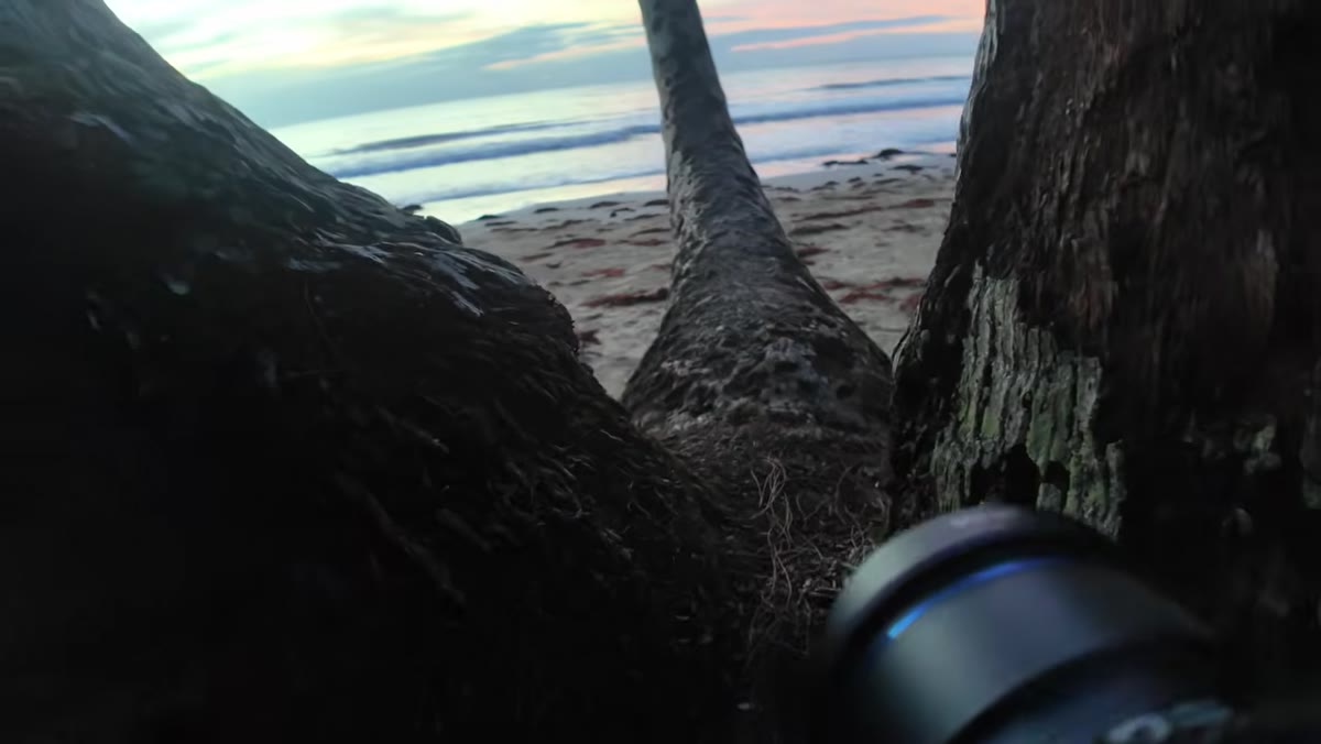 Focus bracket mode selected in camera menu, set to nine frames