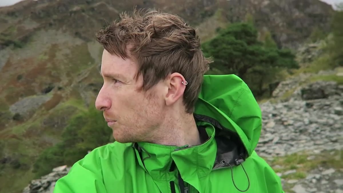 Heaton describing the autumnal sunshine and shower cycle