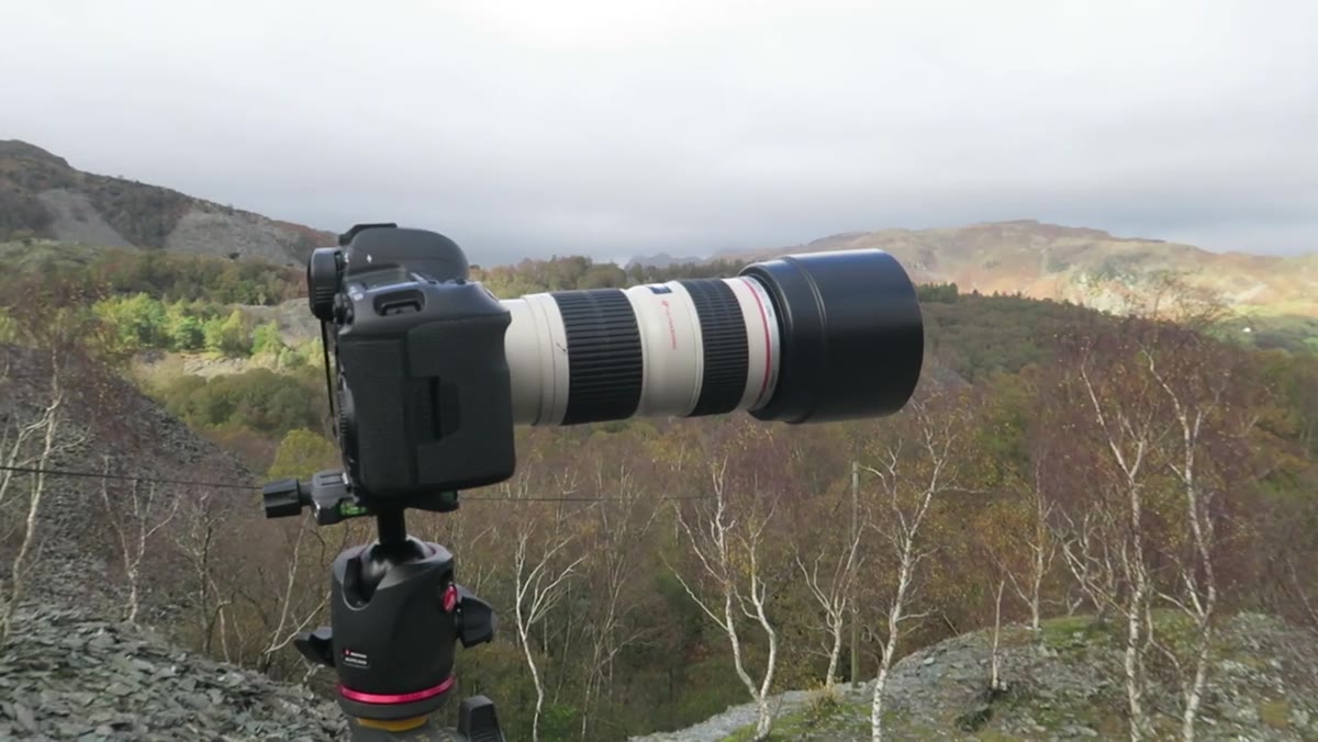 Close shot of Thomas&rsquo;s lens at approximately 135mm on camera