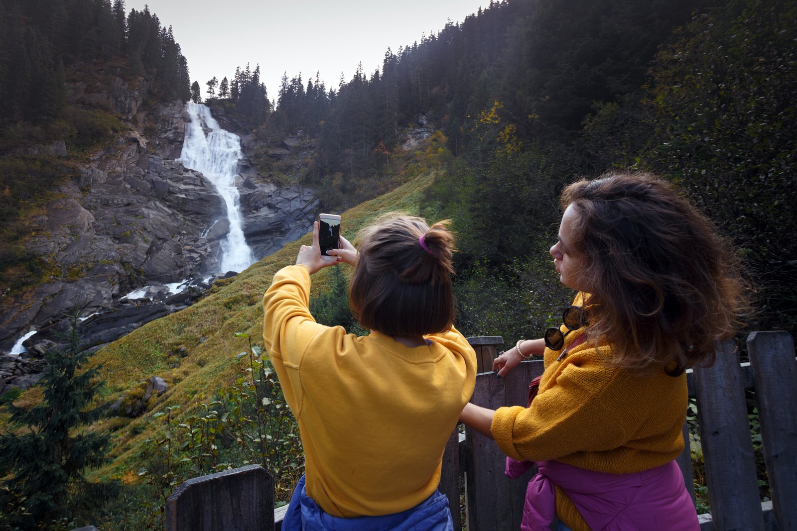 Why Your Waterfall Photos Look Wrong (And What to Do Before You Even Touch the Shutter)